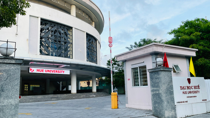 Đại học Huế. Ảnh: Mộc Hương. GDVN_DHHUE.jpg