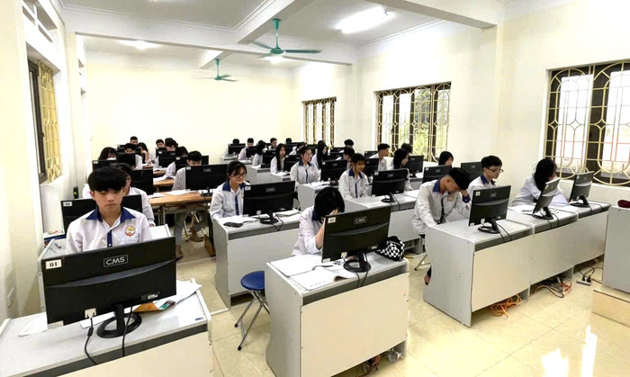 Học viên tại Trung tâm Giáo dục thường xuyên tỉnh Yên Bái. .Ảnh: website trung tâm. THUMB.jpg