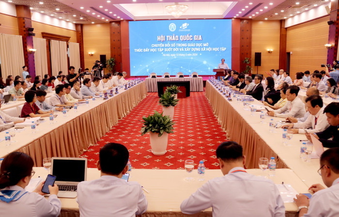 Toàn cảnh hội thảo. GDVN_toan cảnh.jpg