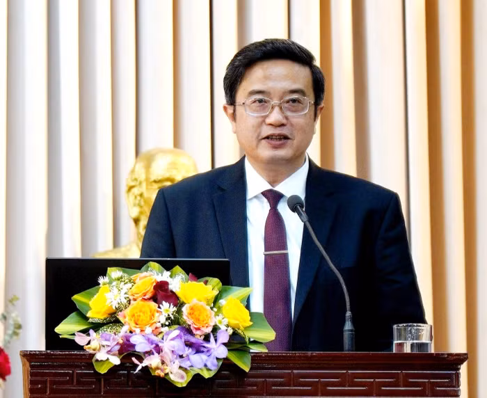 Giáo sư, Tiến sĩ Nguyễn Vũ Quốc Huy - Hiệu trưởng Trường Đại học Y - Dược, Đại học Huế. Ảnh: NVCC.