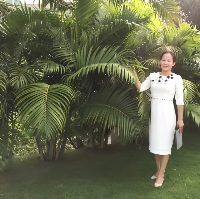 Bà Đặng Thị Tú Linh - Giám đốc Trung tâm Giáo dục nghề nghiệp - Giáo dục thường xuyên thành phố Vinh (tỉnh Nghệ An). Ảnh: NVCC. Cô Đặng Thị Tú Linh - Giám đốc Trung tâm Giáo dục nghề nghiệp - Giáo dục thường xuyên thành phố Vinh.jpg