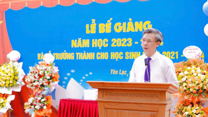 Ông Nguyễn Viết Cường, Giám đốc Trung tâm Giáo dục nghề nghiệp - Giáo dục thường xuyên huyện Yên Lạc (tỉnh Vĩnh Phúc). Ảnh:NVCC. ad-4nxfutruyrhuzijh4v6hlai0n0x7eoyk1mxjj6yq8s3v5oaxsrbicctpualzdn0w-gsllcpn5qjb7jzdcniu-2b9rtqjkrrug8wgsrtj0nd-fklezuiondlmgrigvll1zvh0xyplkzjmd15a7o6kmo4p9cu50-8908.jpg