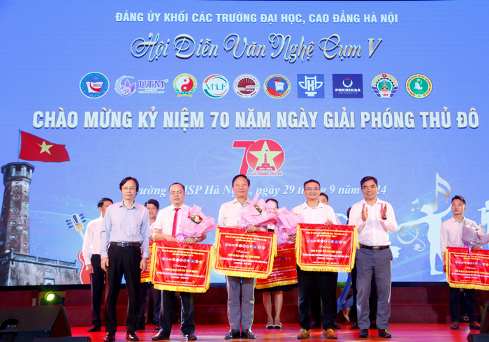 3 tiết mục đạt giải Ba toàn đoàn. GDVN_giải 3.jpg