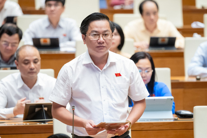 Đại biểu Trần Quốc Quân - Đoàn đại biểu Quốc hội tỉnh Long An. Ảnh: quochoi.vn. Quốc quân.jpg