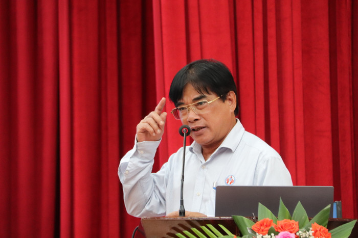 Theo Phó Giáo sư, Tiến sĩ Đỗ Văn Dũng - nguyên Hiệu trưởng Trường Đại học Sư phạm Kỹ thuật Thành phố Hồ Chí Minh, quá nhiều kỳ thi riêng được tổ chức sẽ gây bất công, lãng phí. Ảnh: Ngân Chi. gdvn-thay-dung-213.jpg