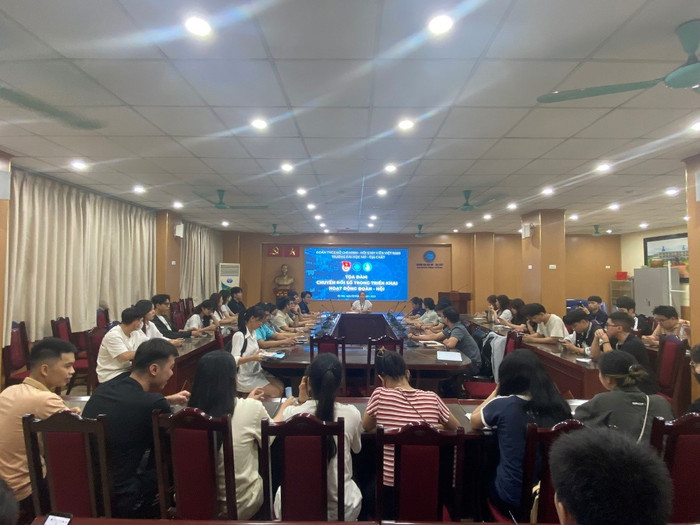 Đoàn Thanh niên - Hội Sinh viên tổ chức Toạ đàm Chuyển đổi số trong triển khai hoạt động Đoàn - Hội. Ảnh: NTCC. Đoàn Thanh niên – Hội Sinh viên tổ chức Toạ đàm Chuyển đổi số trong triển khai hoạt động Đoàn - Hội..jpg