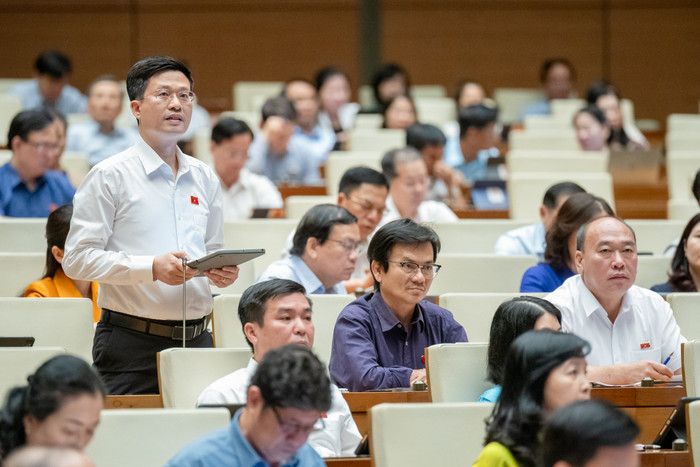 Đại biểu Đỗ Chí Nghĩa - Đoàn đại biểu Quốc hội tỉnh Phú Yên. Ảnh: quochoi.vn. 040620240353-z5506437436145_cf74f5a81f7e5b29b7058e42c1844998.jpg
