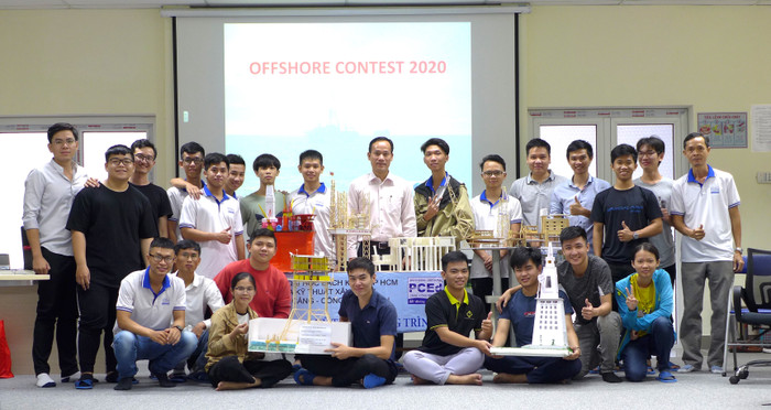 Sinh viên Khoa Kỹ thuật xây dựng (Trường Đại học Bách khoa - Đại học Quốc gia Thành phố Hồ Chí Minh). Ảnh: NTCC. P1210432.JPG