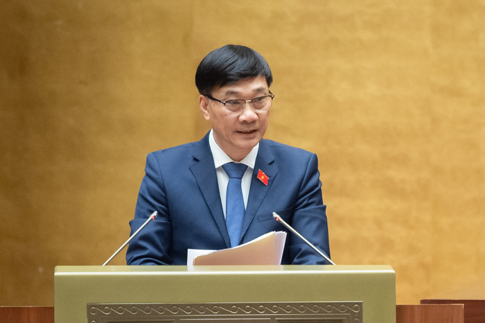 Chủ nhiệm Ủy ban Kinh tế Vũ Hồng Thanh báo cáo giải trình, tiếp thu, chỉnh lý dự thảo Luật Đất đai (sửa đổi). Ảnh: quochoi.vn. Chủ nhiệm Ủy ban Kinh tế Vũ Hồng Thanh báo cáo giải trình, tiếp thu, chỉnh lý dự thảo Luật Đất đai (sửa đổi). Ảnh: quochoi.vn.
