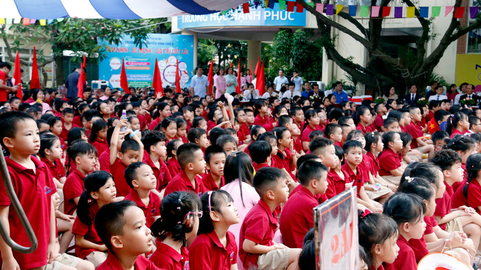 Học sinh Trường Phổ thông cơ sở Nguyễn Đình Chiểu. GDVN_HS.jpg