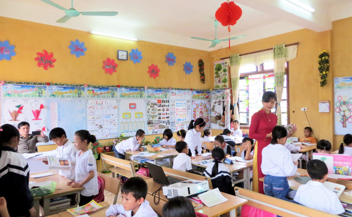 Một giờ học của cô và trò Trường Phổ thông dân tộc bán trú Tiểu học Trần Văn Thọ (huyện Mường Nhé, tỉnh Điện Biên). Ảnh: Sở GD&ĐT cung cấp. Picture11-.jpg