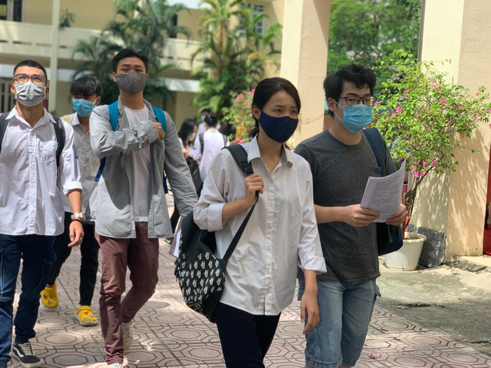 Sáng nay, gần 867.000 thí sinh cả nước làm bài thi môn Ngữ văn (ảnh: Thùy Linh)