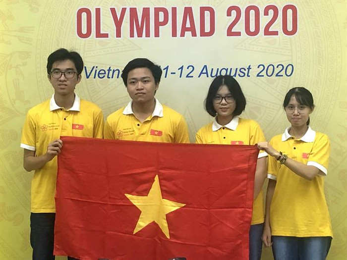 4 học sinh Việt Nam xuất sắc đoạt giải tại Olympic Sinh học quốc tế (ảnh: Bộ Giáo dục và Đào tạo) 4 học sinh Việt Nam xuất sắc đoạt giải tại Olympic Sinh học quốc tế (ảnh: Bộ Giáo dục và Đào tạo)