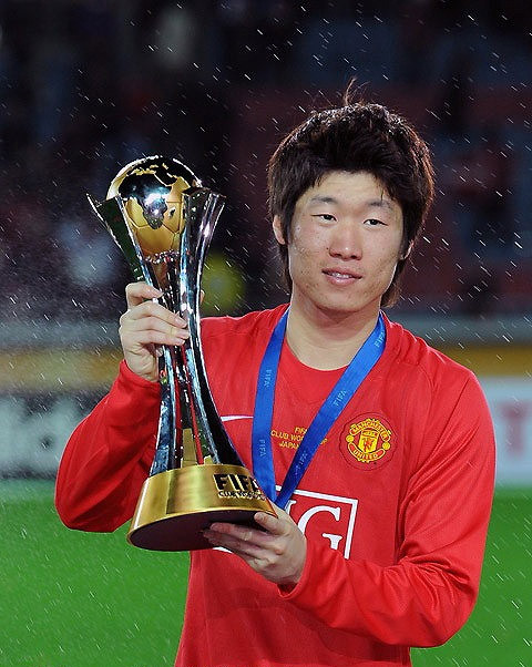 Park cùng M.U đoạt FIFA Club World Cup năm 2008 Park cùng M.U đoạt FIFA Club World Cup năm 2008