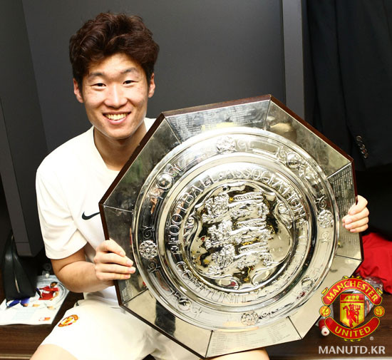 Park với danh hiệu Community Shield Park với danh hiệu Community Shield
