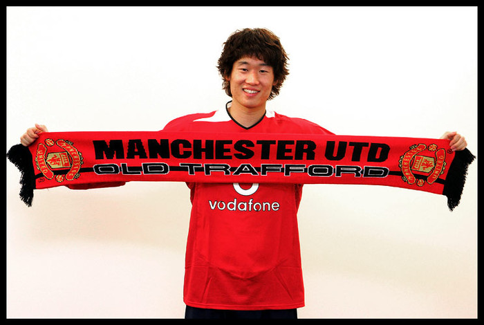 Park Ji Sung ngày mới đến Old Trafford Park Ji Sung ngày mới đến Old Trafford