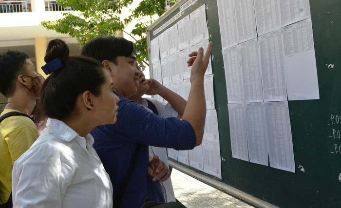 Đà Nẵng sẽ thi tuyển ba môn, bao gồm cả môn Ngoại ngữ vào lớp 10 trung học phổ thông thay vì hai môn Toán và Ngữ văn như kỳ tuyển sinh năm trước. Ảnh: AN