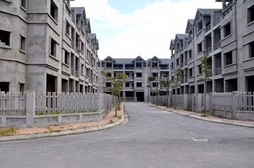 Sẽ ngừng cấp phép dự án BĐS mới trong thời gian tới? (Ảnh Dự án khu nhà ở quân đội tại phường Thạch Bàn, quận Long Biên).
