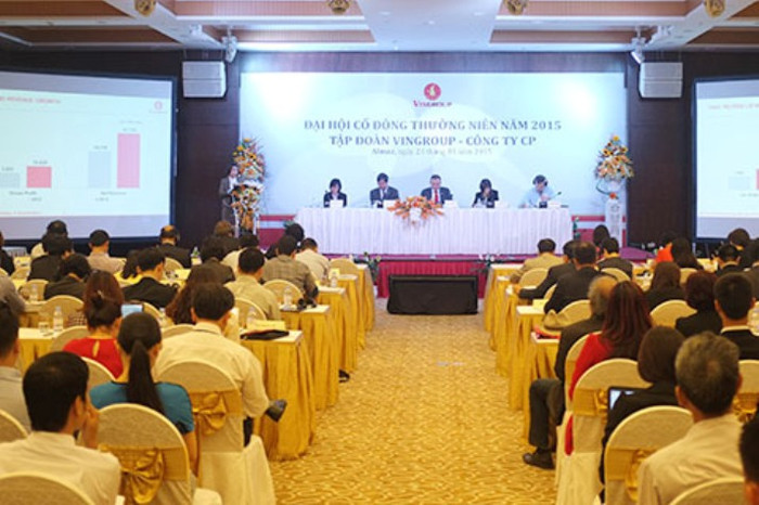 Toàn cảnh Đại hội cổ đông thường niên 2014 của Tập đoàn Vingroup (nguồn tạp chí tài chính) Toàn cảnh Đại hội cổ đông thường niên 2014 của Tập đoàn Vingroup (nguồn tạp chí tài chính)