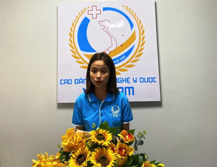 Tân sinh viên khóa 15 của nhà trường chia sẻ cảm xúc khi lần đầu nhập học. Ảnh: AN Tân sinh viên khóa 15 của nhà trường chia sẻ cảm xúc khi lần đầu nhập học. Ảnh: AN