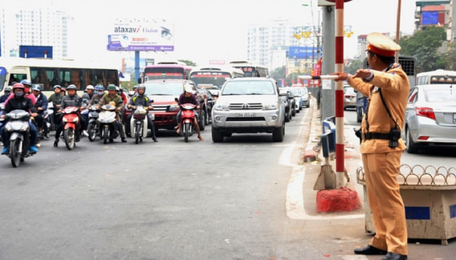 Triển khai quyết liệt các giải pháp đảm bảo trật tự, an toàn giao thông ảnh 2 Triển khai quyết liệt các giải pháp đảm bảo trật tự, an toàn giao thông ảnh 2