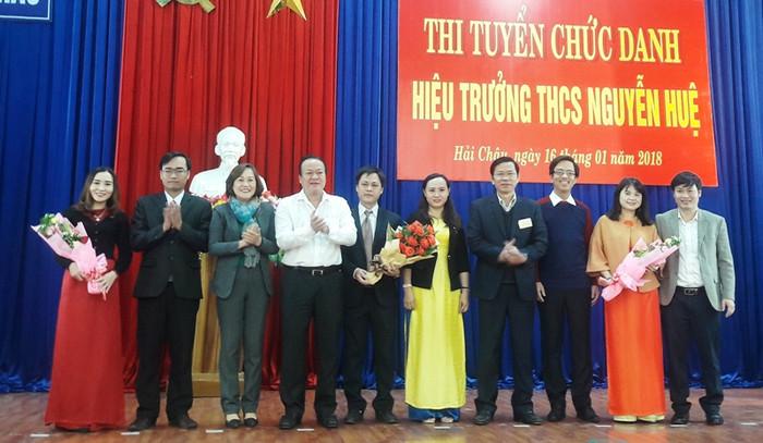 Nên bổ nhiệm Hiệu phó, Hiệu trưởng hay thi tuyển hoàn toàn chức danh này? ảnh 3 Nên bổ nhiệm Hiệu phó, Hiệu trưởng hay thi tuyển hoàn toàn chức danh này? ảnh 3