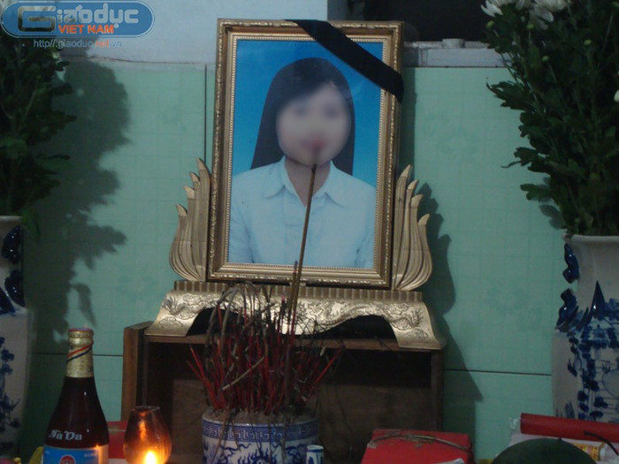 Di ảnh của Cao Thị Hằng. Di ảnh của Cao Thị Hằng.