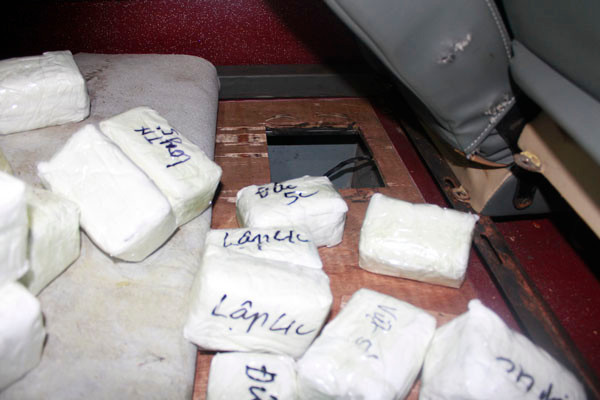 Số điện thoại Iphone thu được trên xe khách. Số điện thoại Iphone thu được trên xe khách.