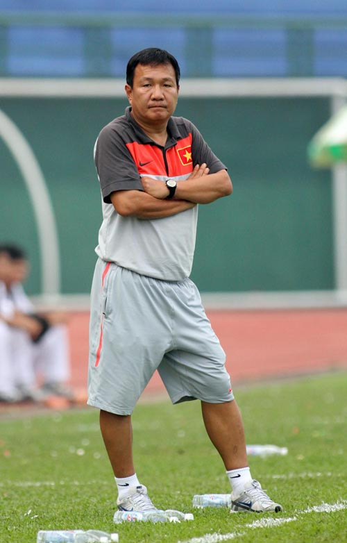Khả năng HLV Hoàng Văn Phúc được lựa chọn ngồi ghế nóng tuyển Việt Nam là rất cao.