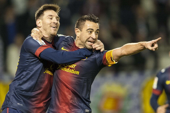 3. Xavi Hernandez (32 tuổi, CLB Barca) Thử hỏi nếu không có kiến trúc sư trưởng Xavi thì liệu Messi có tỏa sáng rực rỡ trong những năm gần đây được không? Thử hỏi nếu không có kiến trúc sư trưởng Xavi thì liệu Barca có làm mưa làm gió trong những năm gần đây được không? Thử hỏi nếu không có kiến trúc sư trước Xavi thì liệu tuyển Tây Ban Nha liệu có ‘bá chủ’ thế giới những năm gần đây được không? Câu hỏi khó. 3. Xavi Hernandez (32 tuổi, CLB Barca) Thử hỏi nếu không có kiến trúc sư trưởng Xavi thì liệu Messi có tỏa sáng rực rỡ trong những năm gần đây được không? Thử hỏi nếu không có kiến trúc sư trưởng Xavi thì liệu Barca có làm mưa làm gió trong những năm gần đây được không? Thử hỏi nếu không có kiến trúc sư trước Xavi thì liệu tuyển Tây Ban Nha liệu có ‘bá chủ’ thế giới những năm gần đây được không? Câu hỏi khó.