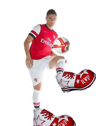 Đôi giày Van Persie để lại cho Giroud là quá rộng, Đôi giày Van Persie để lại cho Giroud là quá rộng,