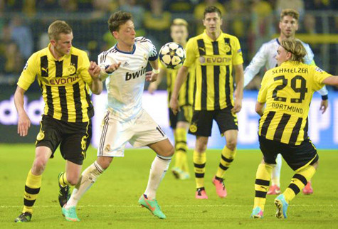 Real thua Dortmund là thất bại của một triết lý bóng đá. Real thua Dortmund là thất bại của một triết lý bóng đá.