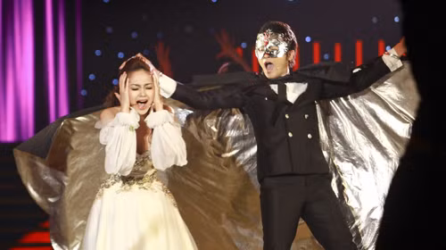 Minh Hằng: Em biết lỗi rồi anh Quân ơi. Lần sau em không dám thế nữa ạ.