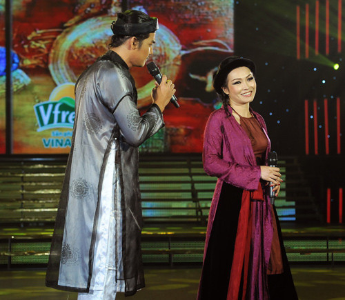 Quách Ngọc Ngoan: Có yêu thì nói rằng yêu. Không yêu trả áo cho đây đi về. Quách Ngọc Ngoan: Có yêu thì nói rằng yêu. Không yêu trả áo cho đây đi về.