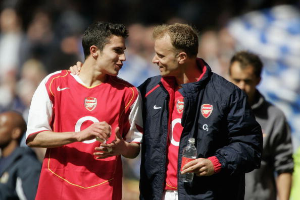 Van Persie đã ghi bàn trong trận thắng 3-0 của Pháo thủ trước Blackburn ở bán kết Cúp FA năm 2005. Van Persie đã ghi bàn trong trận thắng 3-0 của Pháo thủ trước Blackburn ở bán kết Cúp FA năm 2005.