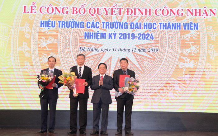 Đại học Đà Nẵng bổ nhiệm chức danh Hiệu trưởng ba trường Đại học thành viên. Ảnh: TT Đại học Đà Nẵng bổ nhiệm chức danh Hiệu trưởng ba trường Đại học thành viên. Ảnh: TT