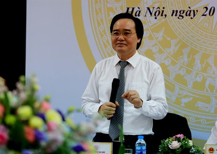 Bộ trưởng Phùng Xuân Nhạ, Chủ tịch Hội đồng Giáo sư nhà nước (ảnh nguồn moet.gov.vn). Bộ trưởng Phùng Xuân Nhạ, Chủ tịch Hội đồng Giáo sư nhà nước (ảnh nguồn moet.gov.vn).