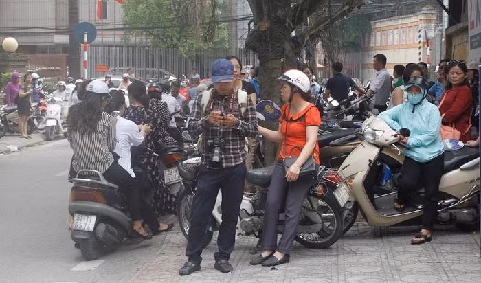 Điểm 10 cho tất cả các ông bố bà mẹ (ảnh Trinh Phúc).