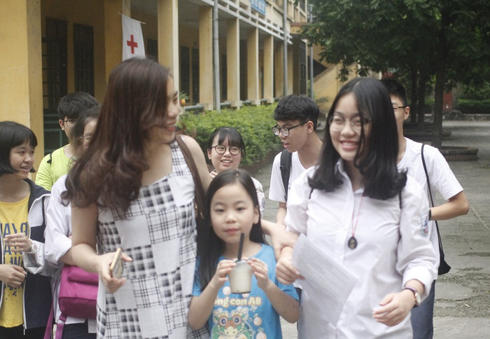 Sự chia sẻ, yêu thương của gia đình là nguồn động viên lớn lao đối với các sĩ tử (ảnh minh họa - Trinh Phúc).