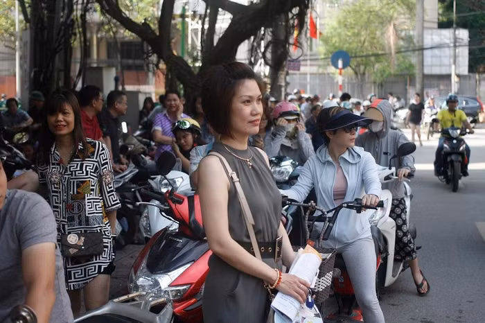 Chị Nguyễn Tuyết Lan cho rằng kỳ thi quá áp lực và không cần thiết (ảnh Trinh Phúc).