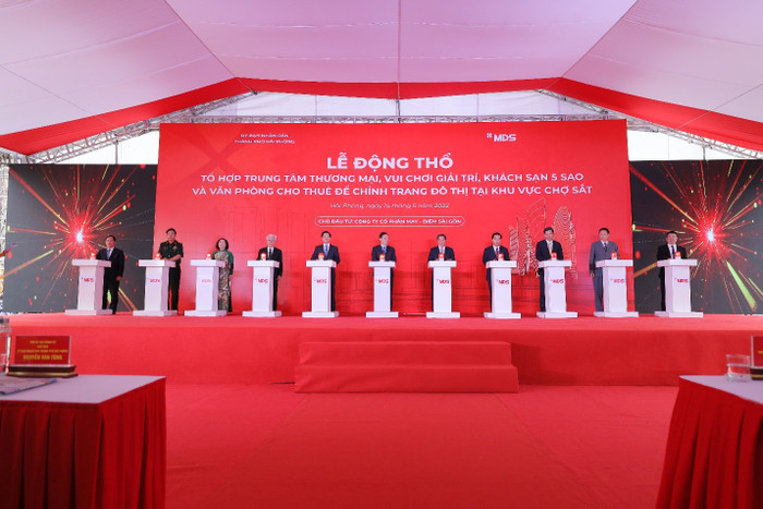 Dự án tổ hợp 5 sao tại khu vực chợ Sắt được động thổ vào tháng 5/2022. Dự án tổ hợp 5 sao tại khu vực chợ Sắt được động thổ vào tháng 5/2022.