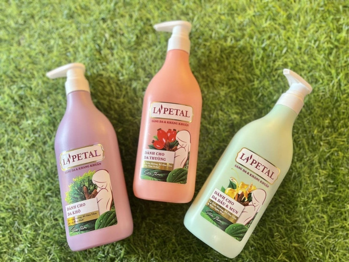 La’Petal ra đời với mong muốn mang đến sản phẩm sữa tắm Sáng da &amp; Kháng khuẩn mà vẫn dịu nhẹ, thân thiện với làn da.