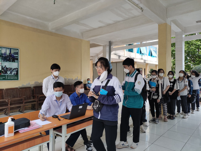 Thí sinh tham dự kỳ thi đánh giá năng lực năm 2022 tại Đại học Quốc gia Hà Nội. Ảnh: VNU Thí sinh tham dự kỳ thi đánh giá năng lực năm 2022 tại Đại học Quốc gia Hà Nội. Ảnh: VNU