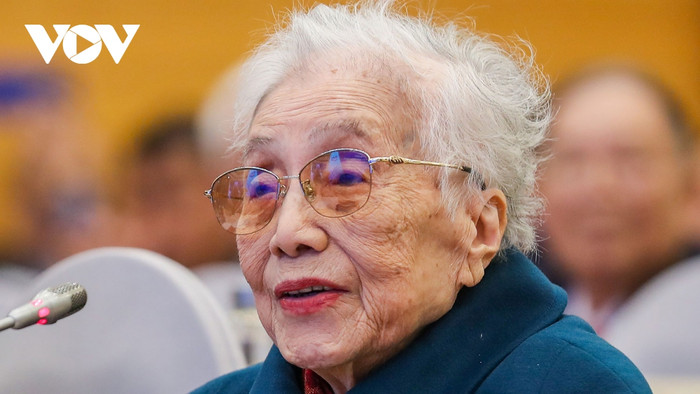 Nguyên Bộ trưởng Ngoại giao, nguyên Trưởng phái đoàn Chính phủ Cách mạng lâm thời Cộng hòa miền Nam Việt Nam tại Hội nghị Paris Nguyễn Thị Bình. (Ảnh: Phong Sơn). Nguyên Bộ trưởng Ngoại giao, nguyên Trưởng phái đoàn Chính phủ Cách mạng lâm thời Cộng hòa miền Nam Việt Nam tại Hội nghị Paris Nguyễn Thị Bình. (Ảnh: Phong Sơn).