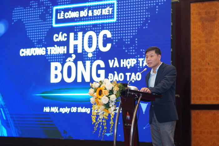 Giáo sư Vũ Hà Văn - Giám đốc Khoa học Quỹ VINIF - chia sẻ về mục tiêu xây dựng văn hóa nghiên cứu khoa học chuyên nghiệp tại Việt Nam Giáo sư Vũ Hà Văn - Giám đốc Khoa học Quỹ VINIF - chia sẻ về mục tiêu xây dựng văn hóa nghiên cứu khoa học chuyên nghiệp tại Việt Nam