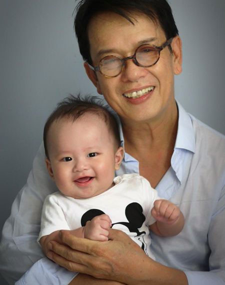 Nhạc sĩ Đức Huy tiết lộ về người vợ kém 40 tuổi ảnh 2 Nhạc sĩ Đức Huy tiết lộ về người vợ kém 40 tuổi ảnh 2