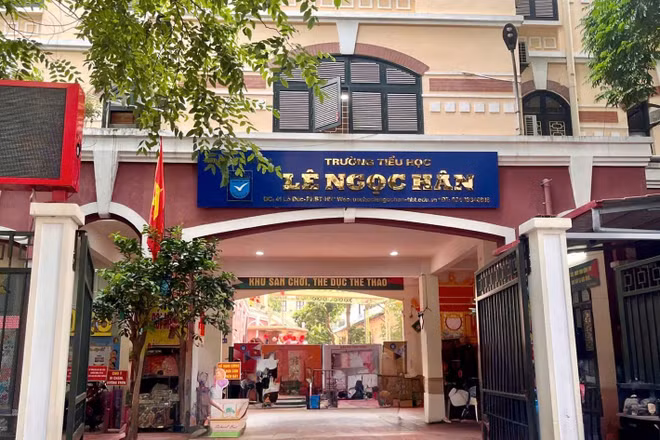 TH Lê Ngọc Hân, Hà Nội: Thu nhập cán bộ, GV cao nhất 22 triệu/tháng, giám sát ăn bán trú ra sao?