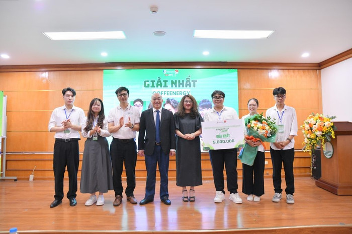 Dự án “Coffenergy” đã giành giải thưởng cao nhất của Cuộc thi “Ý tưởng sáng tạo – khởi nghiệp Istartup 2025”. man-0828-1024x683.jpg