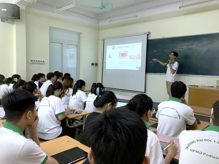 Sinh viên Trường Đại học Y Dược Hải Phòng trong giờ học. Ảnh: Website Nhà trường. 486174744-1142464834337245-5112994809341985934-n.jpg