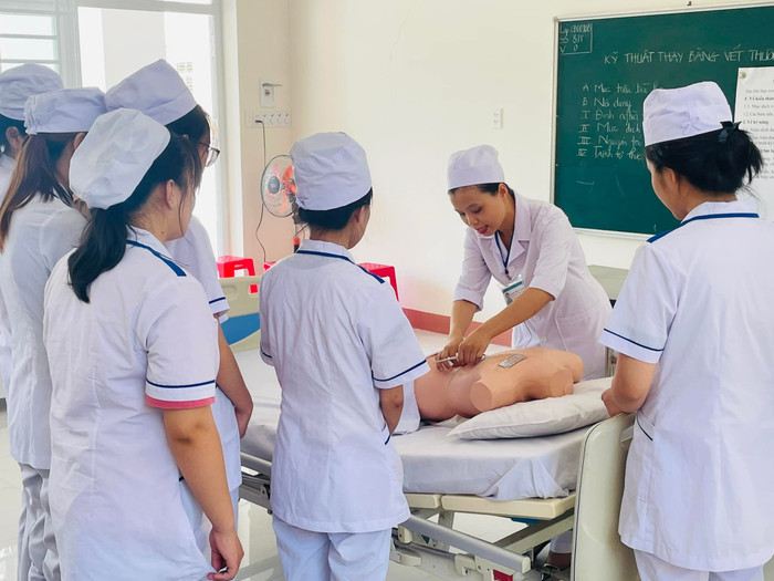 Ảnh minh họa. Nguồn: Website Trường Cao đẳng Y tế Đặng Thùy Trâm. 490429013-1209625264502390-4879546058347048906-n.jpg